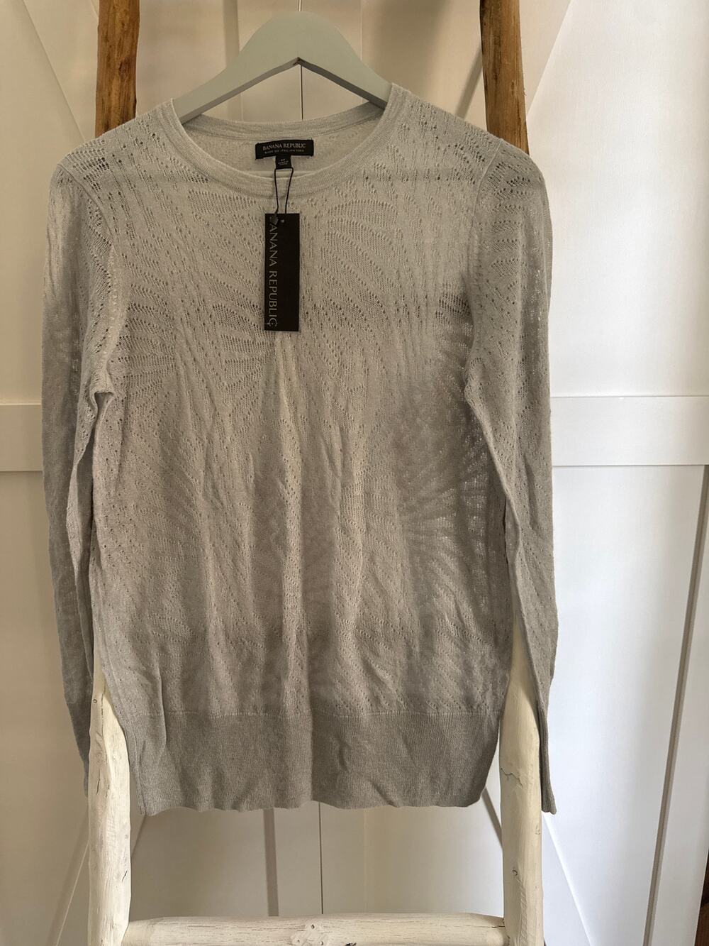 Banana Republic Lace Womens Stretch Crew Sweater Medium Italian Yarn Mohair NWT